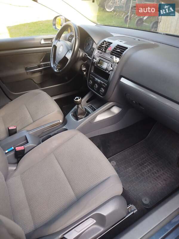 Универсал Volkswagen Golf 2009 в Ратным фото 23 Универсал Volkswagen Golf 2009 в Ратным