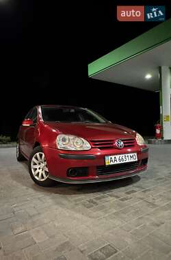 Хетчбек Volkswagen Golf 2008 в 