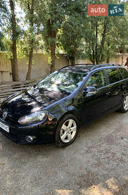 Универсал Volkswagen Golf 2013 в 