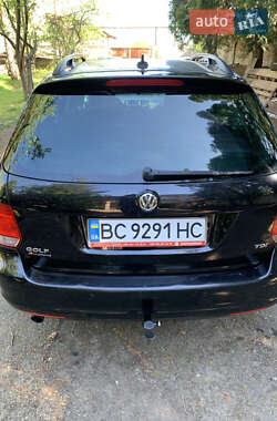Универсал Volkswagen Golf 2013 в 