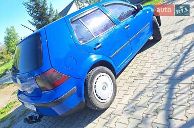 Хетчбек Volkswagen Golf 1999 в 