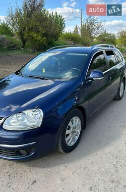 Универсал Volkswagen Golf 2008 в Фастове