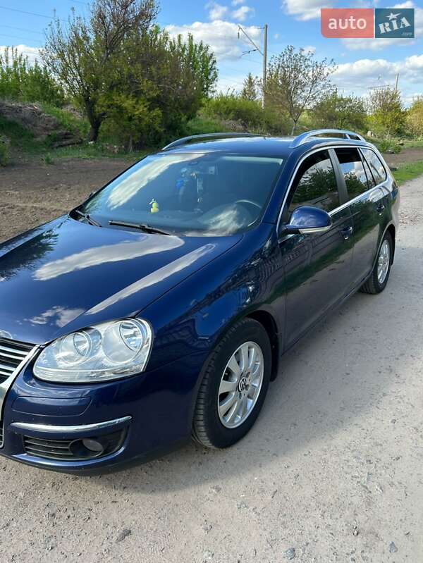 Універсал Volkswagen Golf 2008 в Фастові