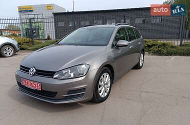 Универсал Volkswagen Golf 2017 в Сумах