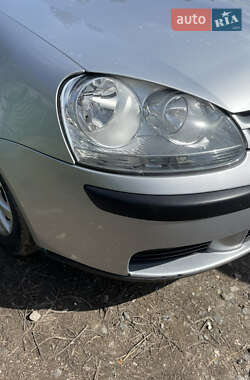 Хетчбек Volkswagen Golf 2008 в 