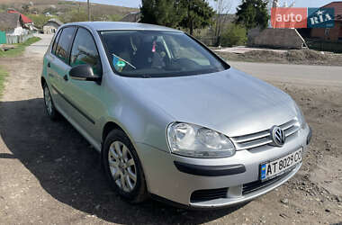 Хетчбек Volkswagen Golf 2008 в 