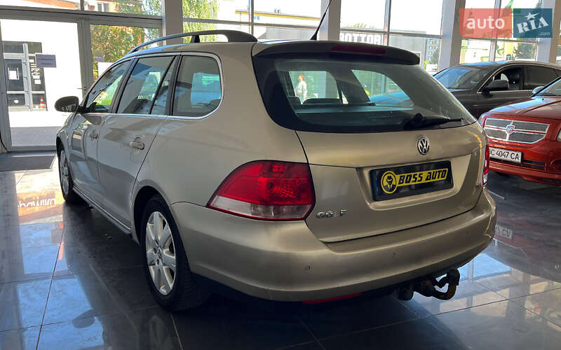 Універсал Volkswagen Golf 2008 в Шептицькому