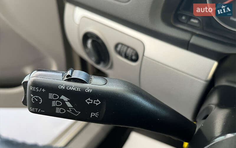 Універсал Volkswagen Golf 2008 в Шептицькому