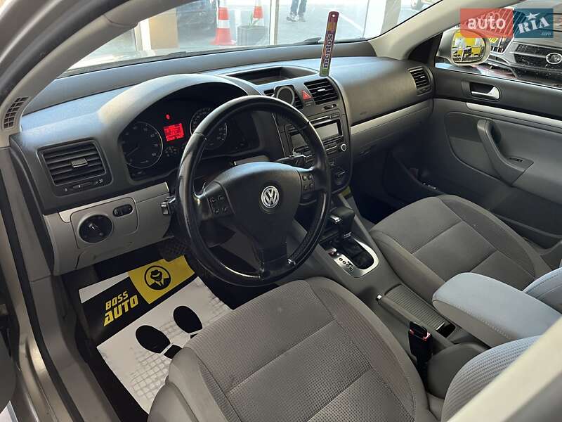 Універсал Volkswagen Golf 2008 в Шептицькому