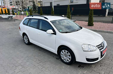 Универсал Volkswagen Golf 2009 в 