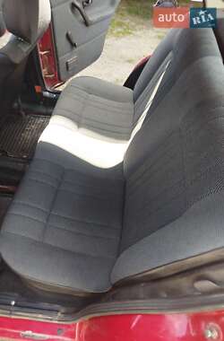 Хэтчбек Volkswagen Golf 1986 в 