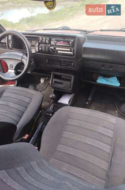 Хэтчбек Volkswagen Golf 1986 в 