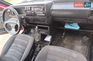 Хэтчбек Volkswagen Golf 1986 в 