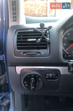 Хэтчбек Volkswagen Golf 2007 в 