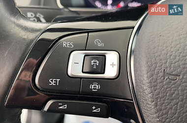 Універсал Volkswagen Golf 2019 в 