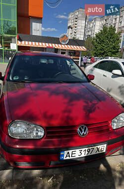 Хэтчбек Volkswagen Golf 2003 в Кривом Роге