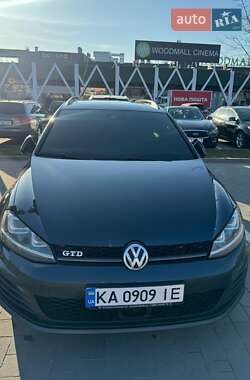 Универсал Volkswagen Golf 2015 в 