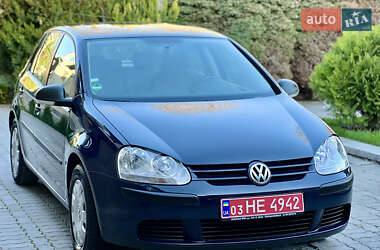 Хэтчбек Volkswagen Golf 2007 в 