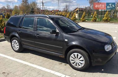 Універсал Volkswagen Golf 2000 в Мостиській