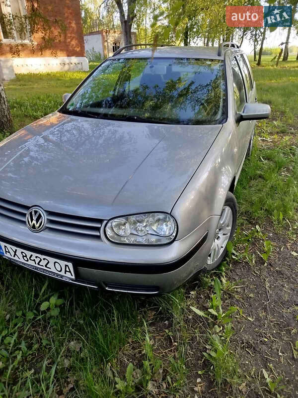 Volkswagen Golf 2001