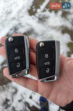 Универсал Volkswagen Golf 2014 в 