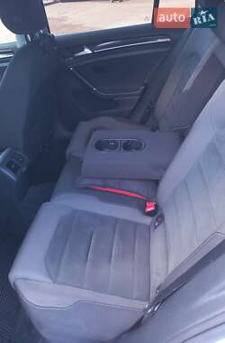 Универсал Volkswagen Golf 2017 в 