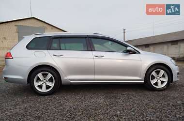 Універсал Volkswagen Golf 2014 в 