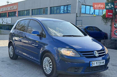 Хетчбек Volkswagen Golf 2005 в 