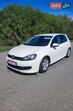 Хэтчбек Volkswagen Golf 2012 в Бродах