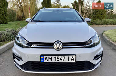 Универсал Volkswagen Golf 2017 в 
