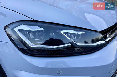 Универсал Volkswagen Golf 2017 в 