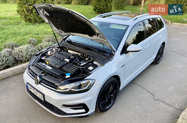 Универсал Volkswagen Golf 2017 в 