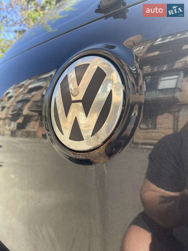 Хетчбек Volkswagen Golf 2005 в Києві