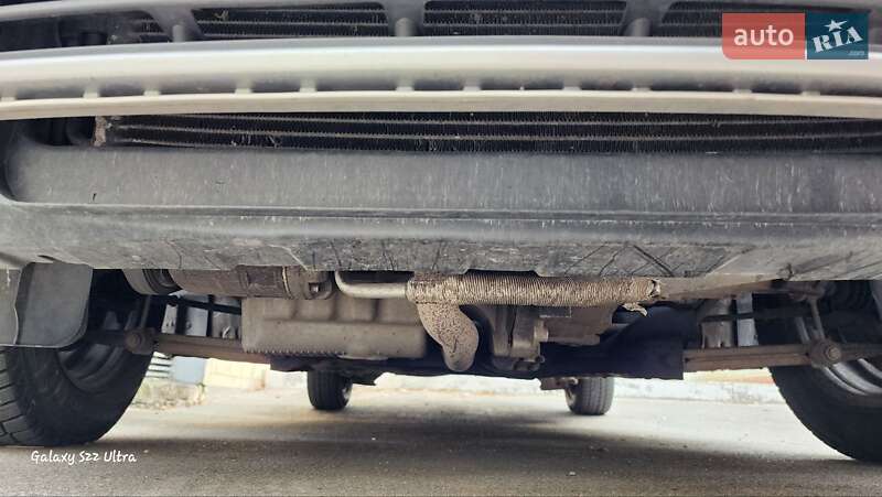 Хетчбек Volkswagen Golf 2002 в Вишгороді