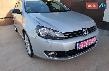 Універсал Volkswagen Golf 2011 в Івано-Франківську