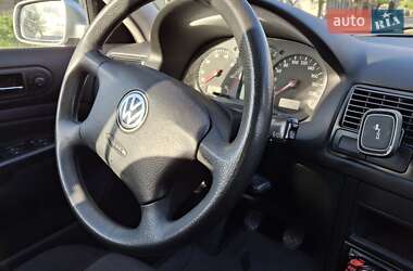 Универсал Volkswagen Golf 2001 в 