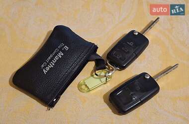 Универсал Volkswagen Golf 2001 в 