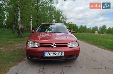 Хетчбек Volkswagen Golf 1998 в 