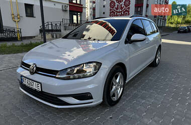 Універсал Volkswagen Golf 2018 в Івано-Франківську