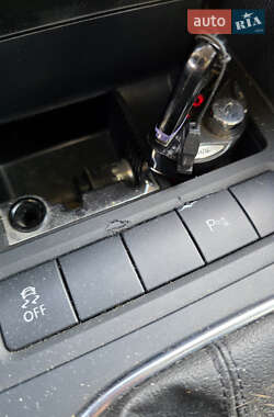 Хетчбек Volkswagen Golf 2011 в 