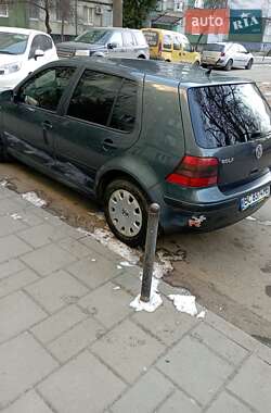 Хетчбек Volkswagen Golf 1998 в 