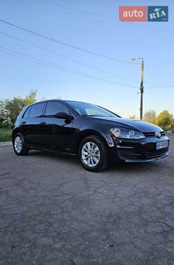 Хэтчбек Volkswagen Golf 2014 в 