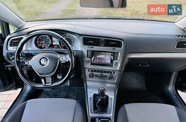 Універсал Volkswagen Golf 2015 в 