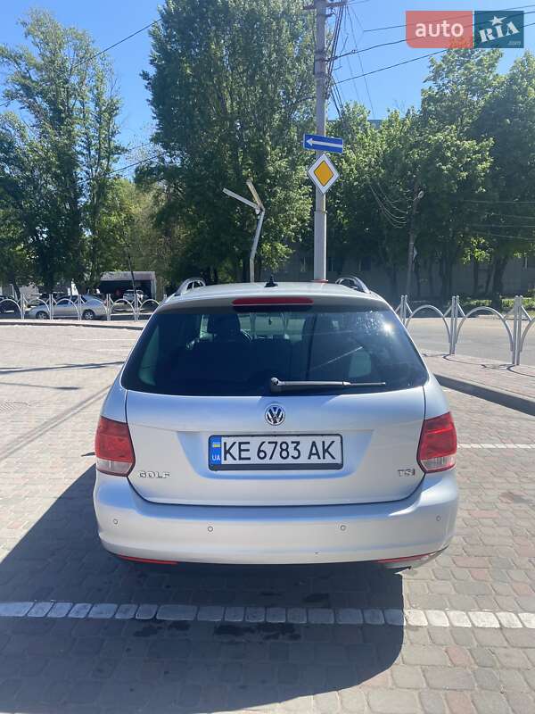 Универсал Volkswagen Golf 2009 в Днепре