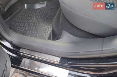 Хэтчбек Volkswagen Golf 2009 в 
