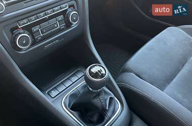 Універсал Volkswagen Golf 2010 в 