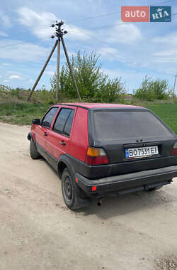 Хэтчбек Volkswagen Golf 1988 в 