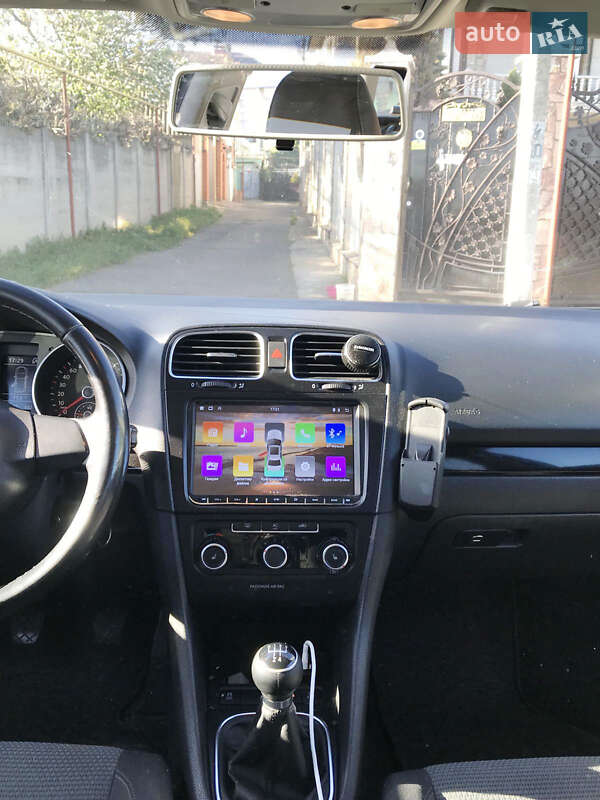 Універсал Volkswagen Golf 2011 в Одесі