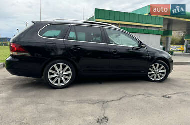 Універсал Volkswagen Golf 2011 в 