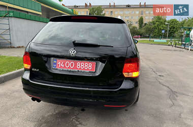 Універсал Volkswagen Golf 2011 в 
